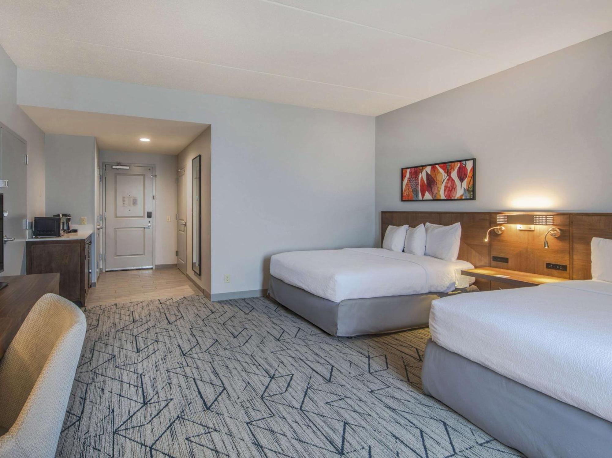 Hilton Garden Inn Raleigh Cary Exterior foto