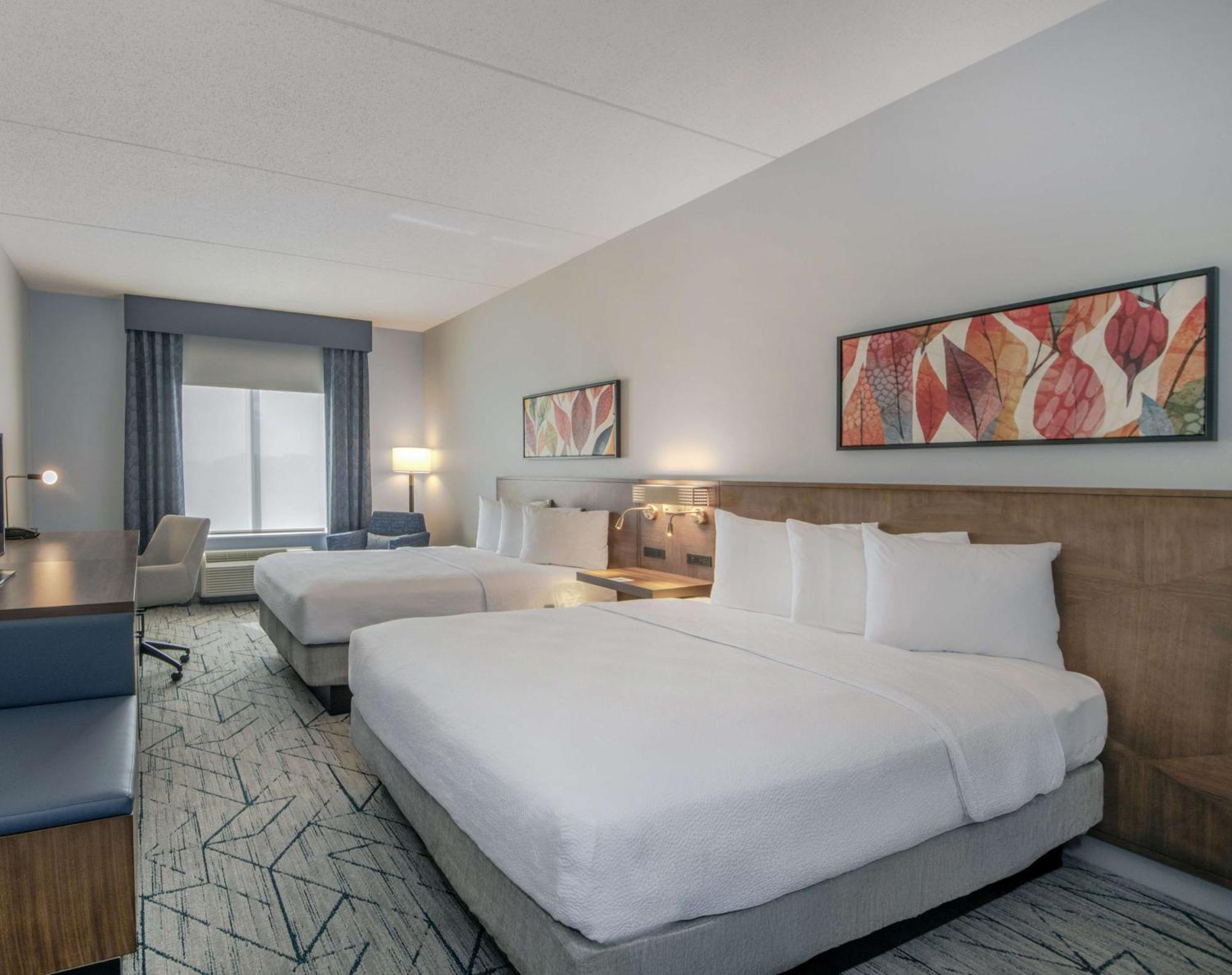 Hilton Garden Inn Raleigh Cary Exterior foto