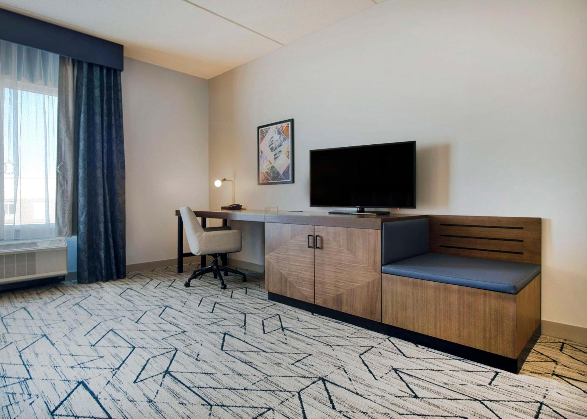 Hilton Garden Inn Raleigh Cary Exterior foto