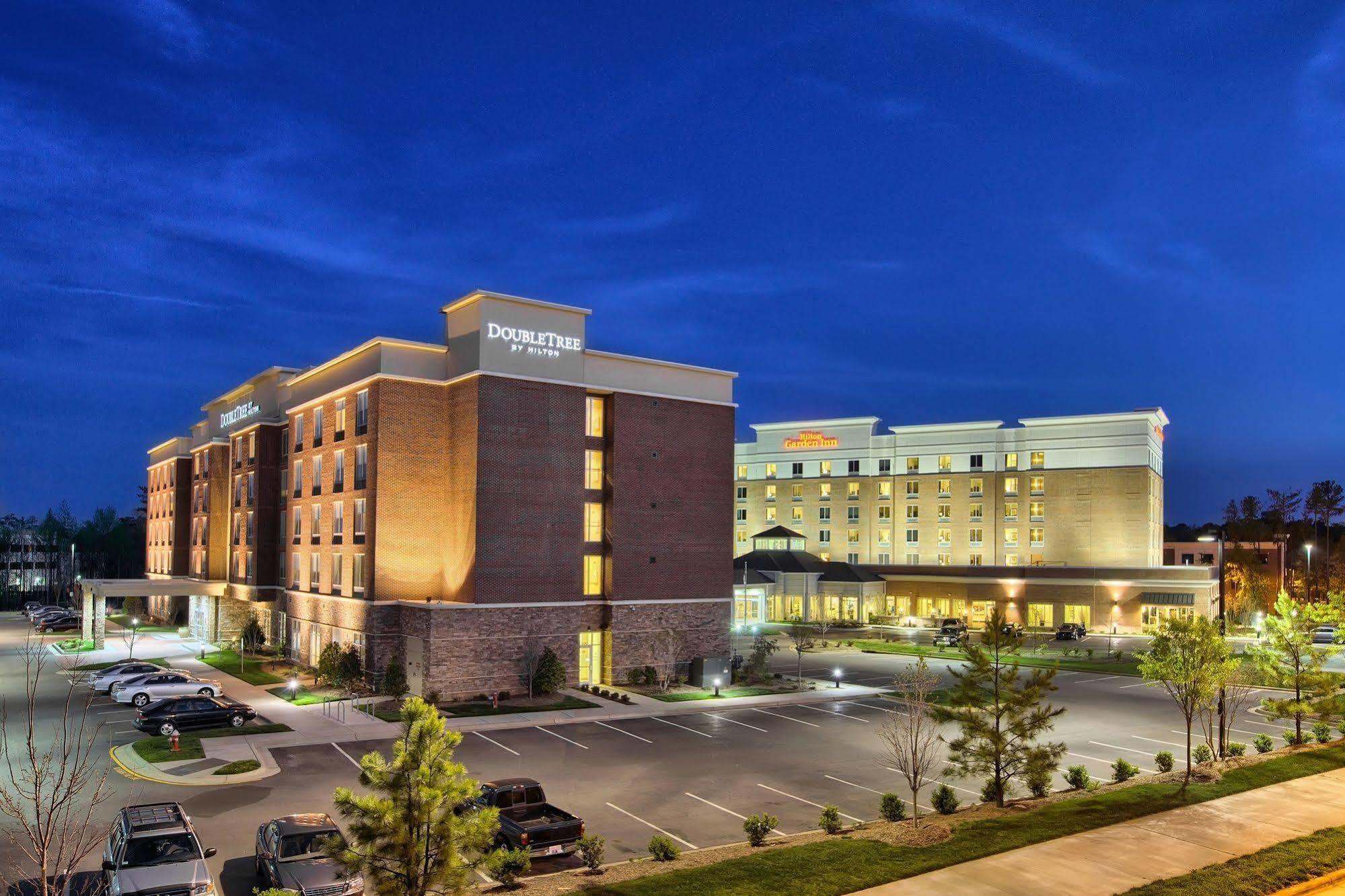 Hilton Garden Inn Raleigh Cary Exterior foto